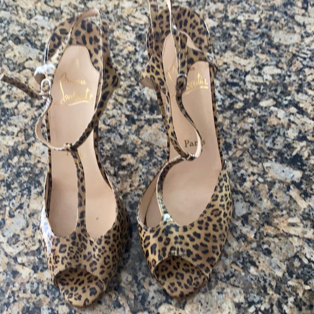 Christian Louboutin- PARIS